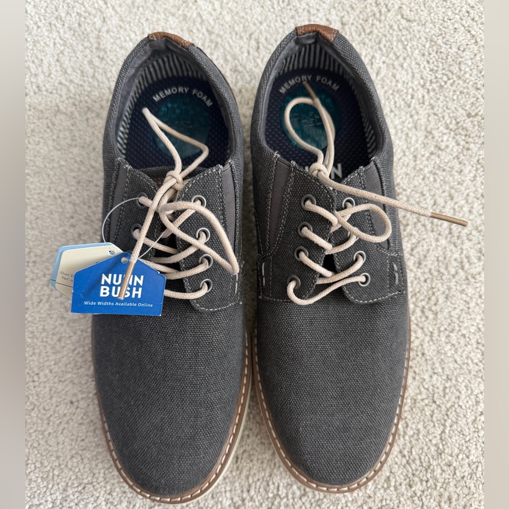 Nunn Bush Men’s Barklay Canvas Dress Shoes, size 7 M